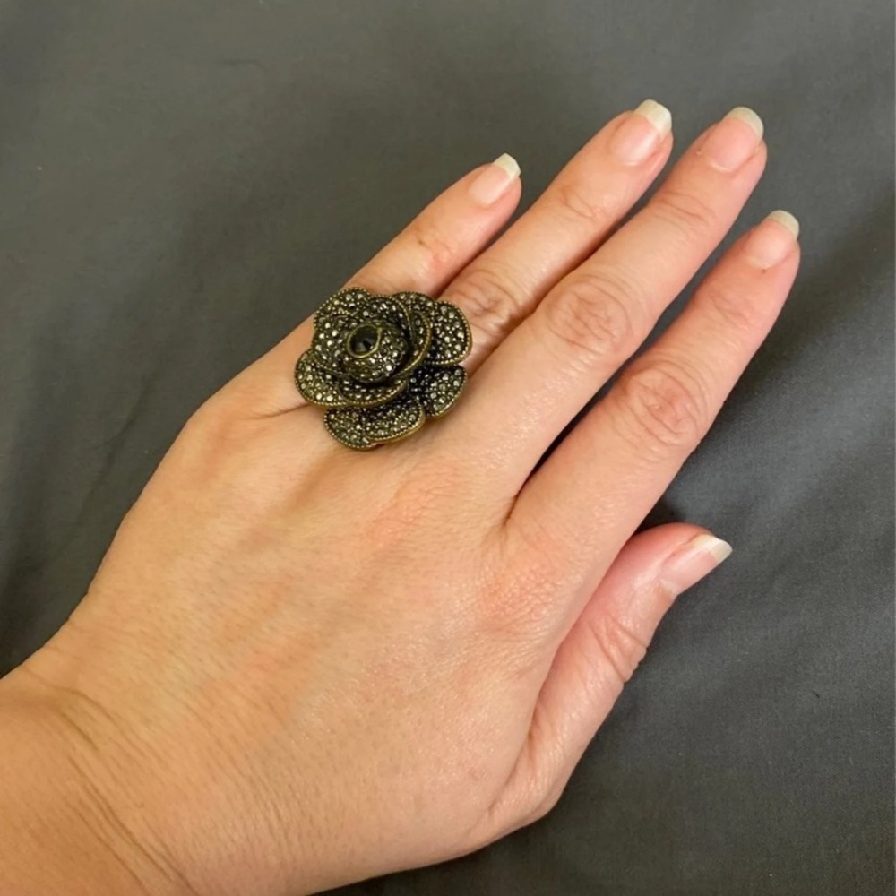Cocktail ring. - Picture 2 of 5